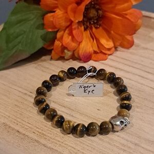 Mens Tiger's Eye Bracelet with Silver Skull Charm